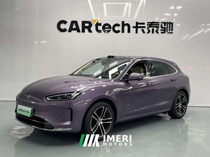 AITO Wenjie M5 extended range Ultra four-wheel drive version - автомобиль из Китая