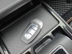 Hongqi E-QM5 Edition - фото 9
