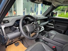 Land Rover Defender 110 P400 Dark Special Edition - фото 13