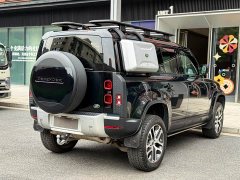Land Rover Defender 110 P400 Dark Special Edition - фото 5
