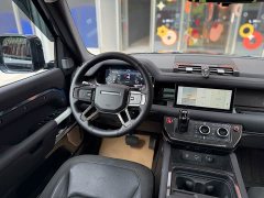 Land Rover Defender 110 P400 Dark Special Edition - фото 9
