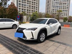 Lexus UX 260h F Sport - фото 3