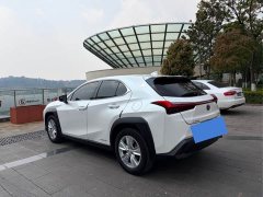 Lexus UX 260h F Sport - фото 6