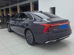 Hongqi H5 2.0T Edition - фото 9