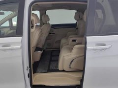 Buick GL8 Deluxe Edition - фото 15