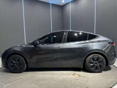 Tesla Model Y Edition - фото 3