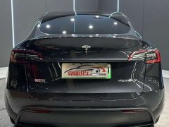 Tesla Model Y Edition - фото 6