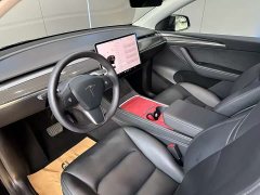 Tesla Model Y Long Range Edition 3D7 - фото 11