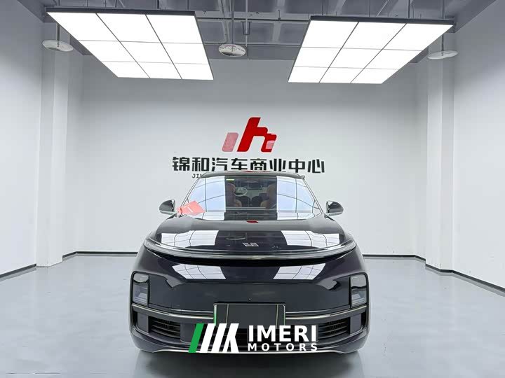 Li Auto L8 Pro