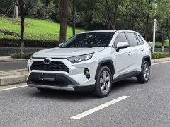 Toyota RAV4 2.0L CVT2WDPLUS Edition - фото 1