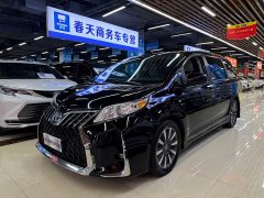 Toyota SIENNA 2WDXLE Edition - фото 1