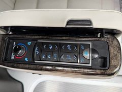 Toyota SIENNA 2WDXLE Edition - фото 19