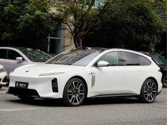 Nio ET5T Edition 100kWh Touring - фото 1