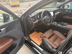Volvo XC60 B5 AWDLuxury Edition - фото 10