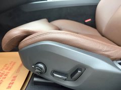Volvo XC60 B5 AWDLuxury Edition - фото 12