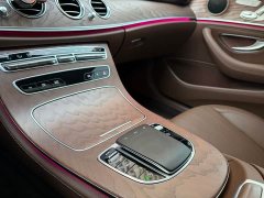 Mercedes-Benz E 300 L Fashion Version - фото 18
