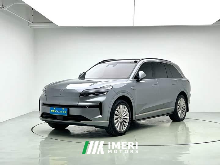 L90 Ultra Edition - автомобиль из Китая