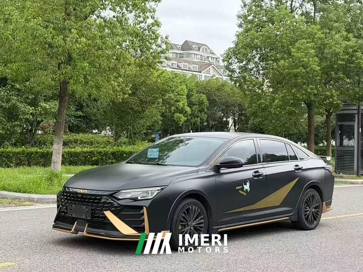 Zeekr MAX 1.5T Edition(PHEV) - автомобиль из Китая