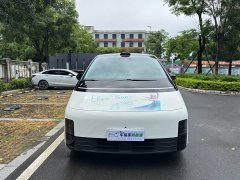 Li Auto MEGA Ultra - фото 3