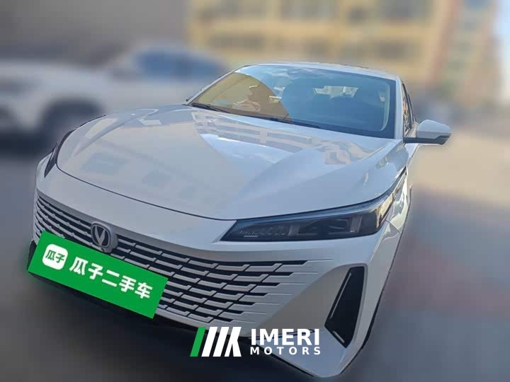 Changan NE 1.5T GDI DCT Version - автомобиль из Китая