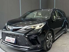 2.5LPHEV PremiumPLUS Edition - фото 1