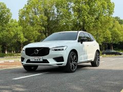 Volvo XC60PHEV T8 EPHEV Edition - фото 1