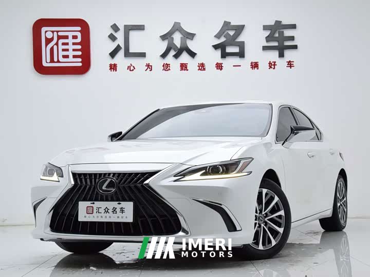 Lexus ES 300h Edition - автомобиль из Китая