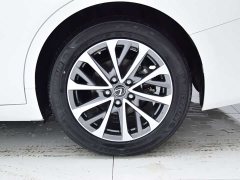 Lexus ES 300h Edition - фото 19