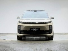 Li Auto L6 Pro Edition - фото 2