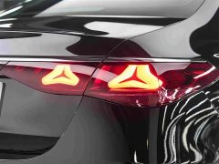 Mercedes-Benz E 300 L Fashion Version - фото 13