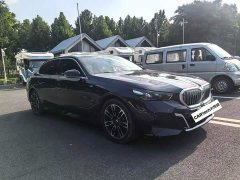 BMW 5 530Li Version M - фото 3