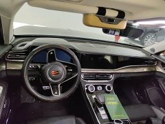 Hongqi H9 2.0T Edition - фото 2