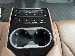 Hongqi E-QM5 Edition - фото 10