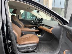 Hongqi E-QM5 Edition - фото 19
