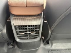 Hongqi E-QM5 Edition - фото 9