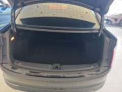 Hongqi E-QM5 Edition - фото 19
