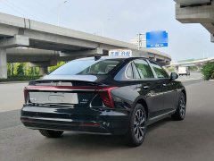 Hongqi H5 PHEV 170 Edition - фото 7