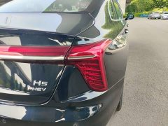 Hongqi H5 PHEV 170 Edition - фото 8
