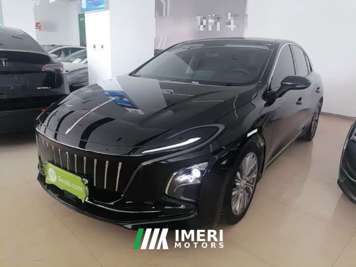 Hongqi E-QM5 620km PLUS - автомобиль из Китая