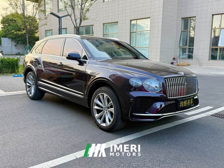 Bentley Bentayga 4.0T V8 long wheelbase version - автомобиль из Китая