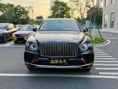 Bentley Bentayga 4.0T V8 long wheelbase version - фото 2