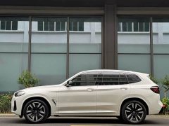 BMW iX3 2023 leading - фото 3