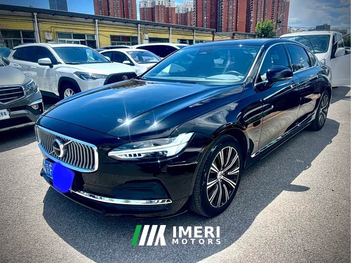 Volvo S90 B5 Luxury Edition