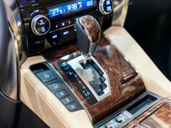 Toyota 2.5L Luxury Edition - фото 16
