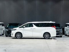 Toyota 2.5L Luxury Edition - фото 5