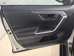 Toyota RAV4 2023 2.0L CVT 2WD Urban Edition - фото 17