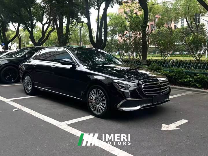 Mercedes-Benz E 300 L Luxury Version - автомобиль из Китая
