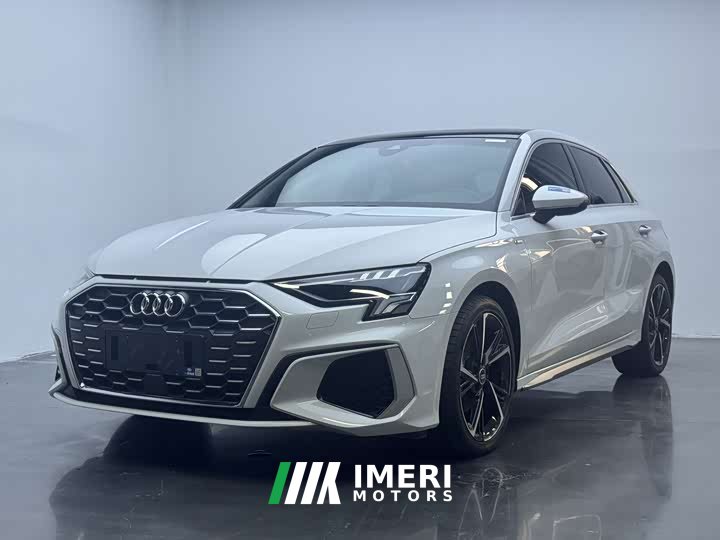 Audi A3 Sportback 35 TFSI Fashion Version - автомобиль из Китая