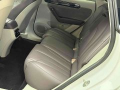 Leapmotor C11 EREV 285 Edition - фото 7