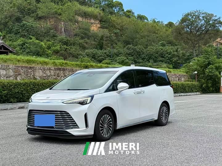 Zeekr 2.0T - автомобиль из Китая